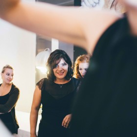 defile-carolineQuesnel2015backstage-coiffure-Beauty-Art_031